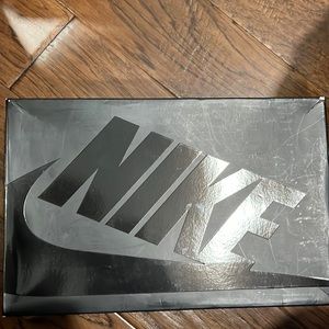 Kids sneakers
